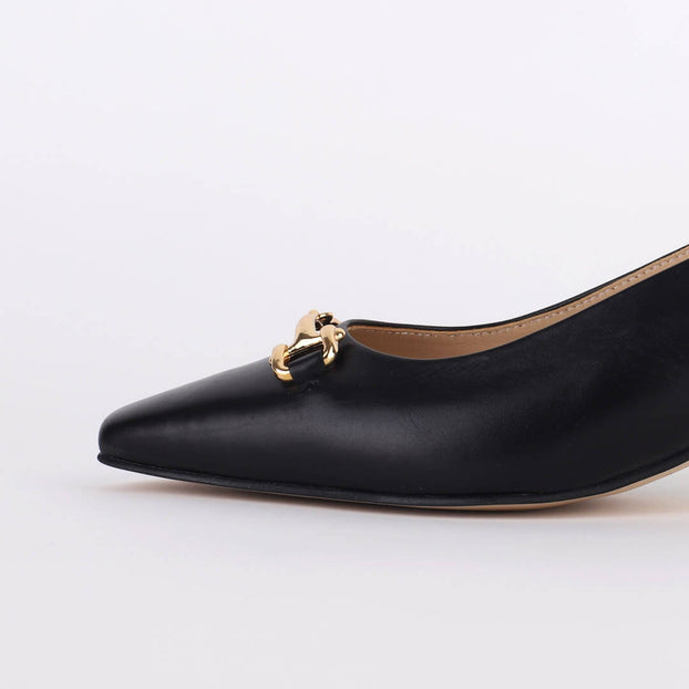 AVESTO - leather slingback