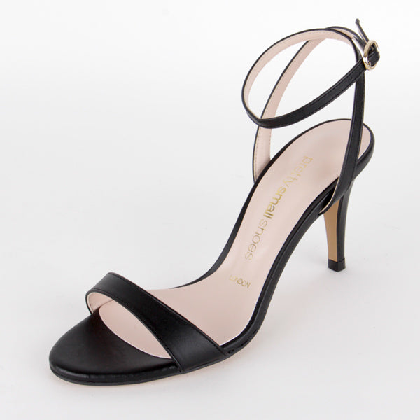 *MEGAN - black, 8cm size UK 3
