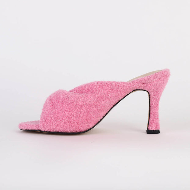 *SCENIC - pink, 8cm size UK 2.5