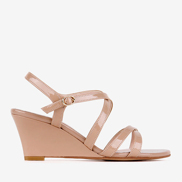 *ESSIS - black patent, 6cm size UK 2.5