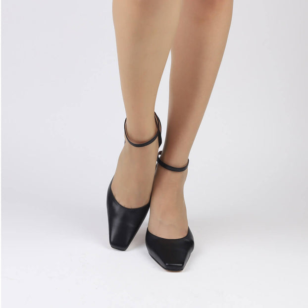 NUALLA - ankle strap pump
