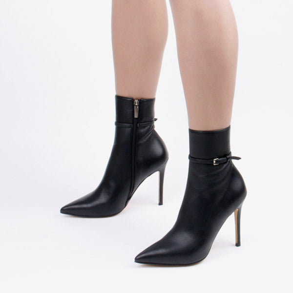 SWIFT- ankle boots