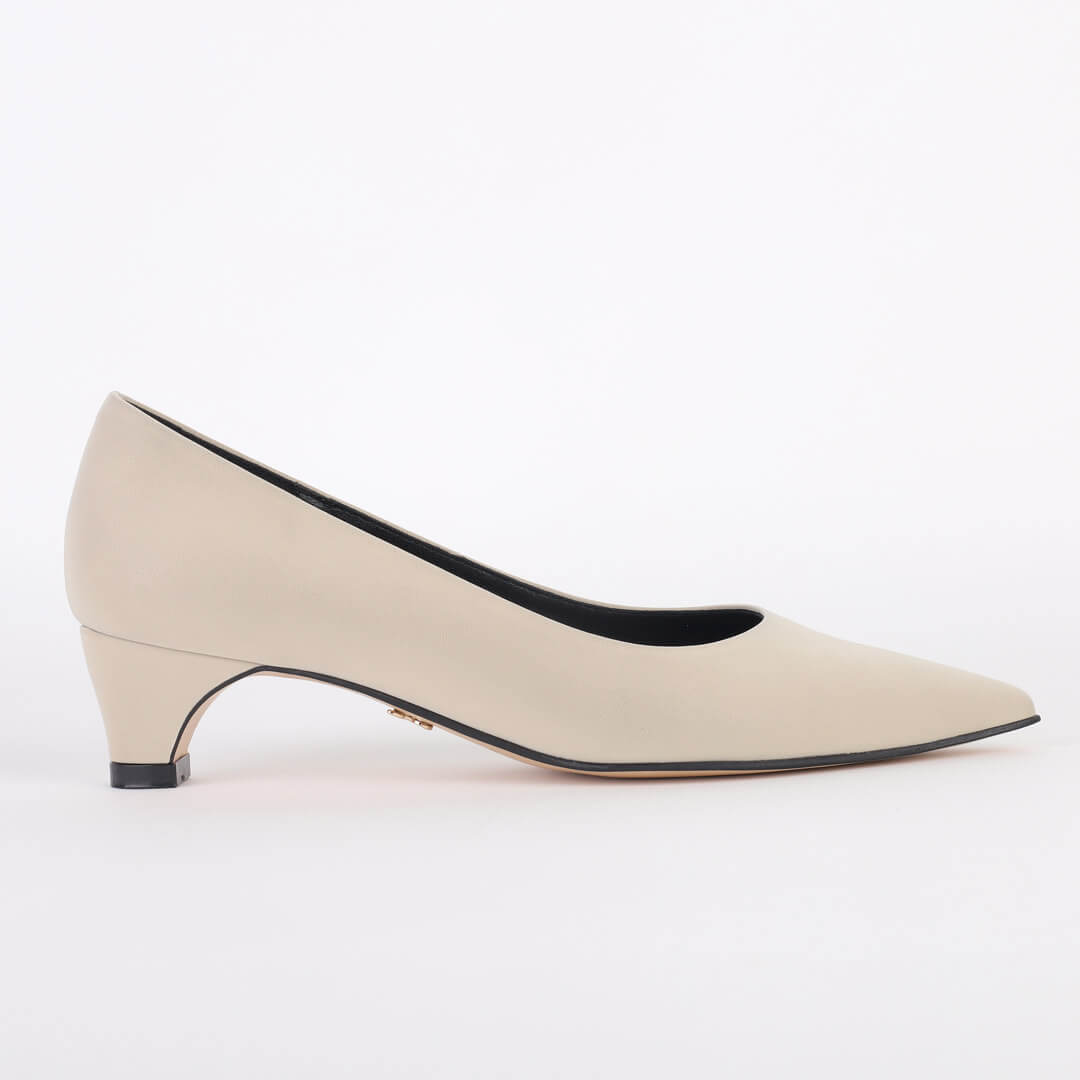 CHAVA - velvet leather pump